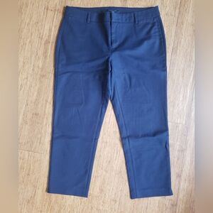 Womens Tommy Hilfiger Size 8 Navy Waverly Slim Stretch Capri's